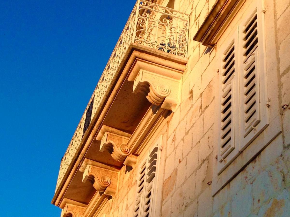 Apartament Palazzo Di Toma Milna  Zewnętrze zdjęcie