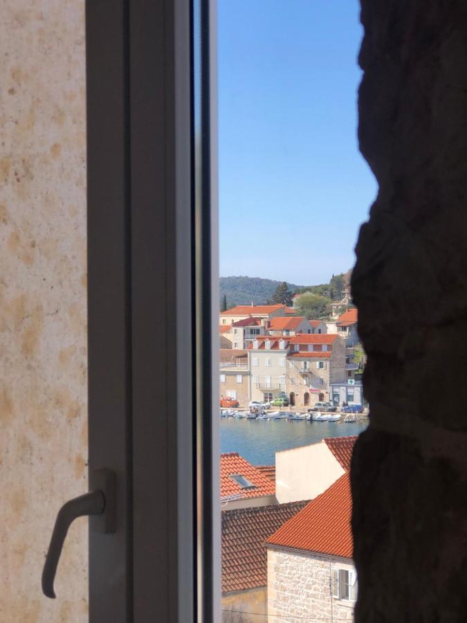 Apartament Palazzo Di Toma Milna  Zewnętrze zdjęcie