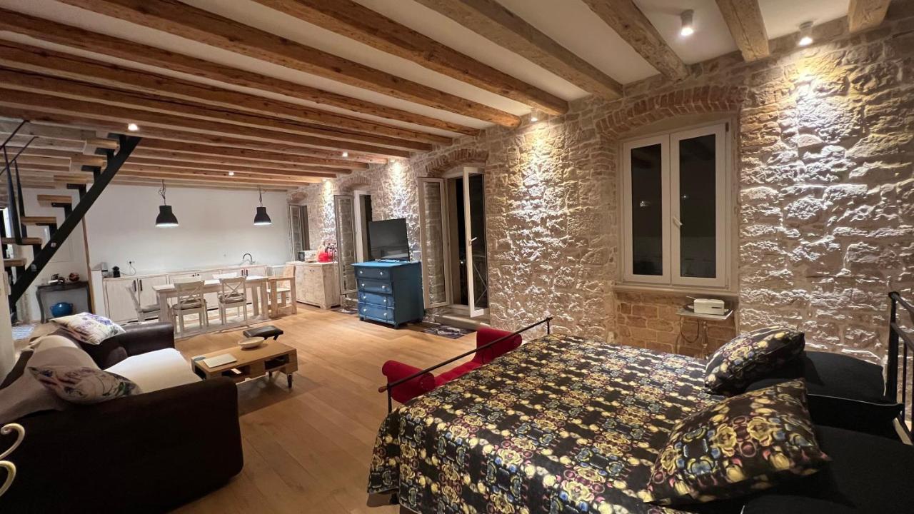 Apartament Palazzo Di Toma Milna  Zewnętrze zdjęcie